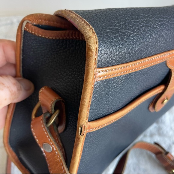 Dooney & Bourke Vintage Blue Pebbled Leather with Brown Trim Flap Shoulder Bag - Picture 14 of 16